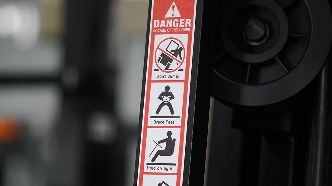 Forklift safety tips by Hyworth Forklifts