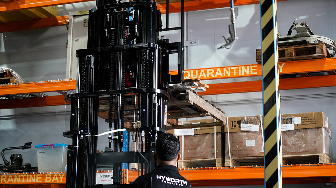 Choosing Forklift for Warehouse with Limited Space